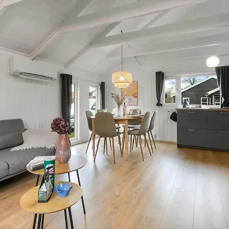 度假居 C11593-hemmet-bork-hytteby-98 *